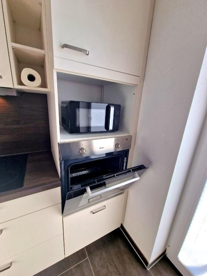 Exklusive Ferienwohnung In Lingen Holthausen 2Zim, 2Badez,Kueche,Balkon,Waschmaschine Eksteriør billede